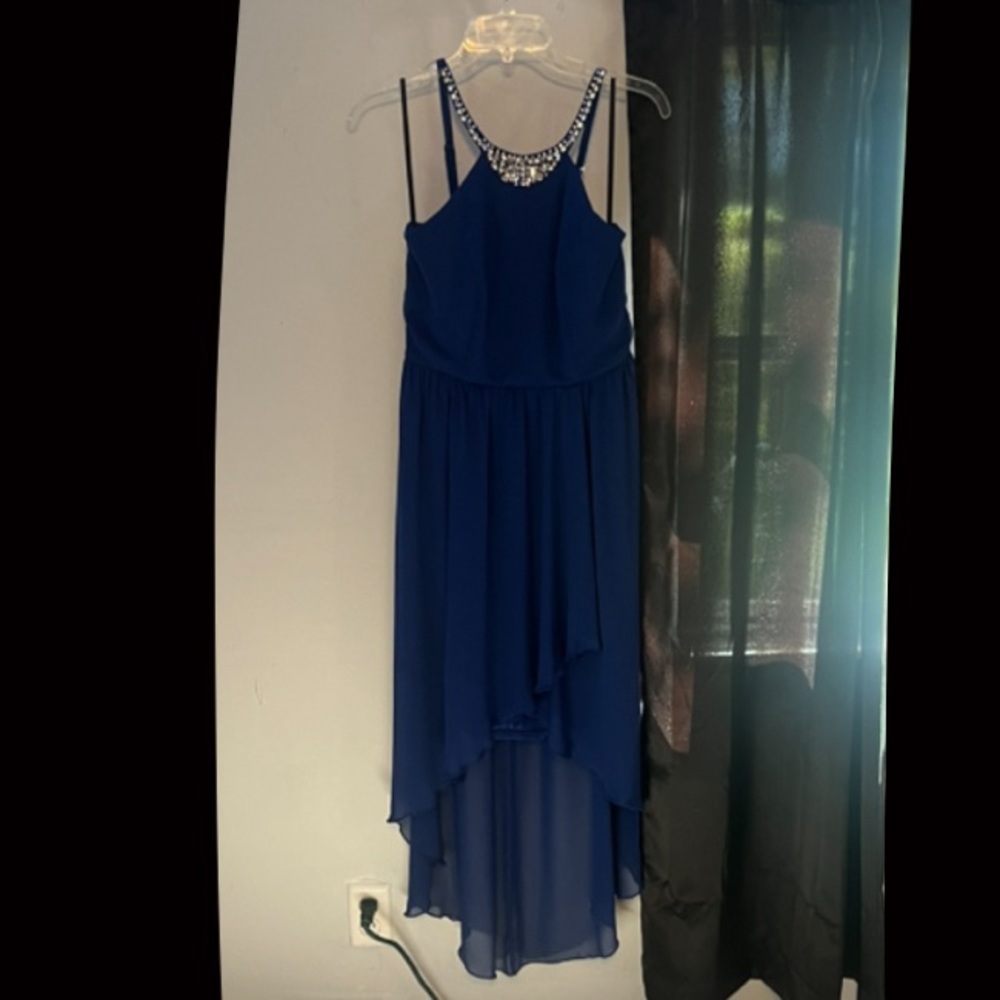 Long pretty dress short in the front
